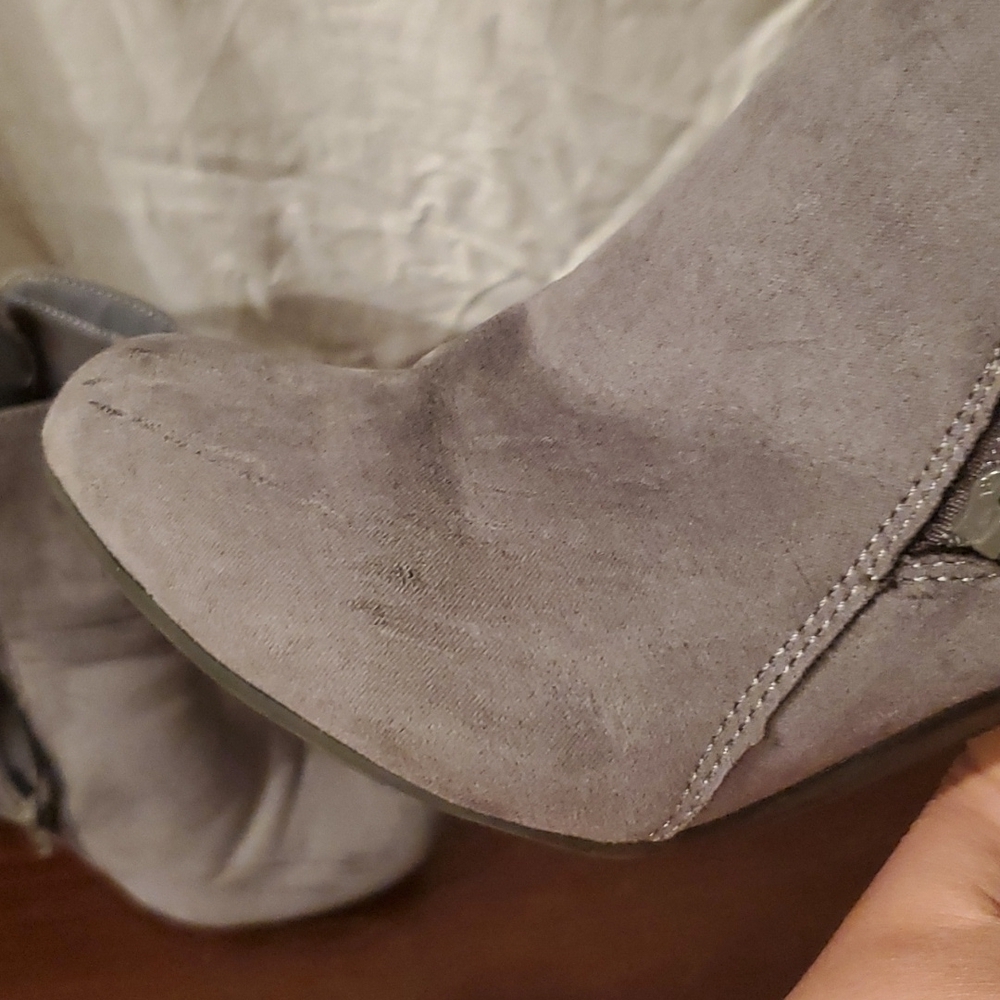 4/$30 Gray Christian Siriano for Payless boots 9.5 ** - Picture 5 of 10